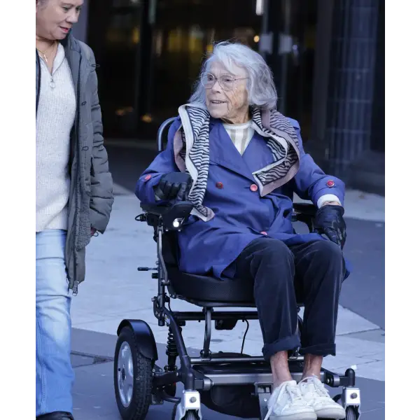 Eloflex R Hopfällbar batteridriven rullstol - eloflex