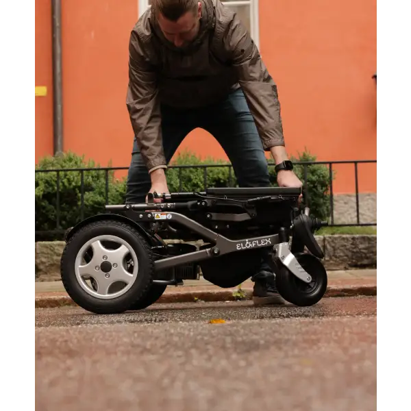 Eloflex R Hopfällbar batteridriven rullstol - eloflex